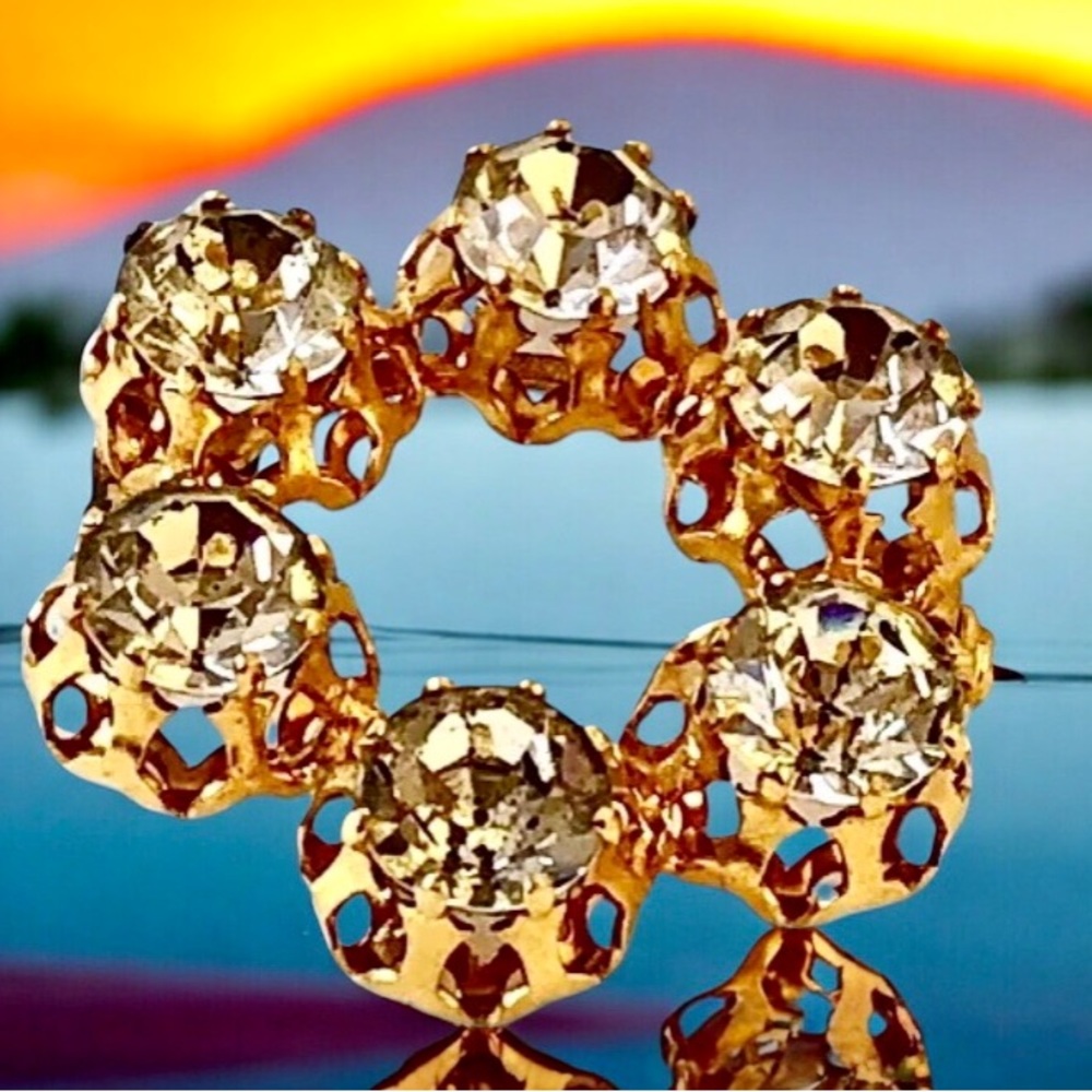 Made in Austria Vintage Crystal Round Brooch Goldtone and Clear